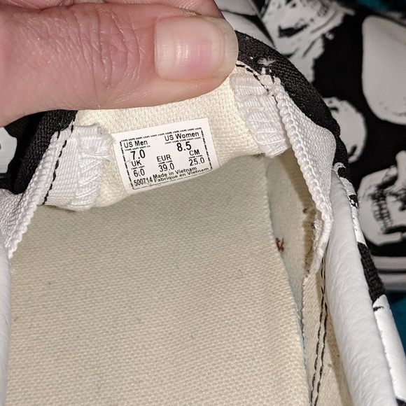 Off The Wall Vans - Picture 3 of 3